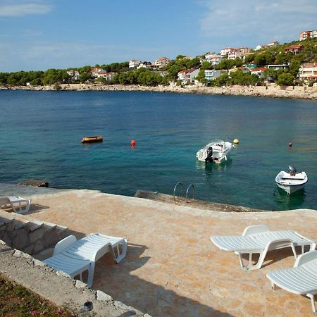 Apartments By The Sea Bilo, Primosten - 8364 Exterior foto